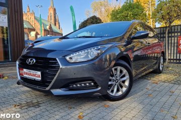 Hyundai i40 Kombi blue 1.6 Trend